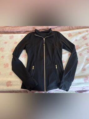 Lululemon Define Jacket Full Length - Size 6 Black & Gold